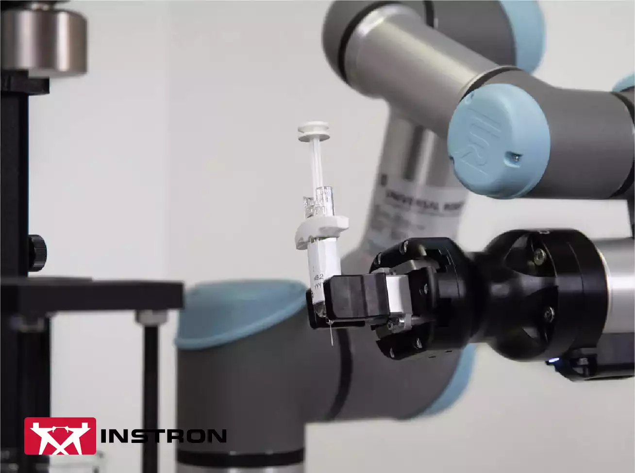Instron CT6 Cobot Test System